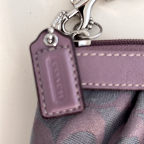 **3 for $30** Coach Signature Wristlet Monogram Pouch in Lilac - Picture 3 of 6